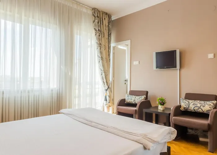 Deluxe Cismigiu Park Appartement Boekarest