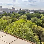 Deluxe Cismigiu Park Апартаменти *