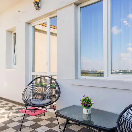 Deluxe Cismigiu Park Lejlighed