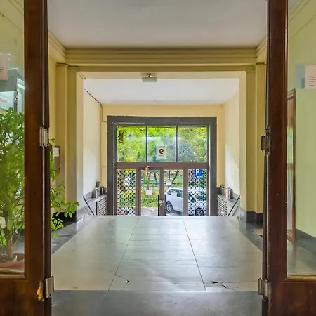 Deluxe Cismigiu Park *