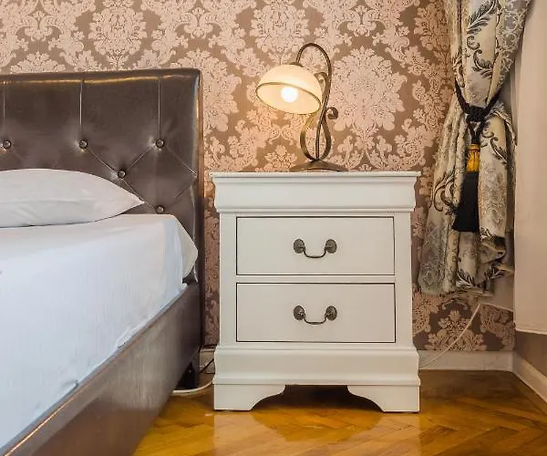 Deluxe Cismigiu Park Apartman